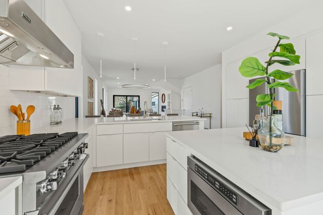 501 Little Channing Way, Nashville, TN 37212