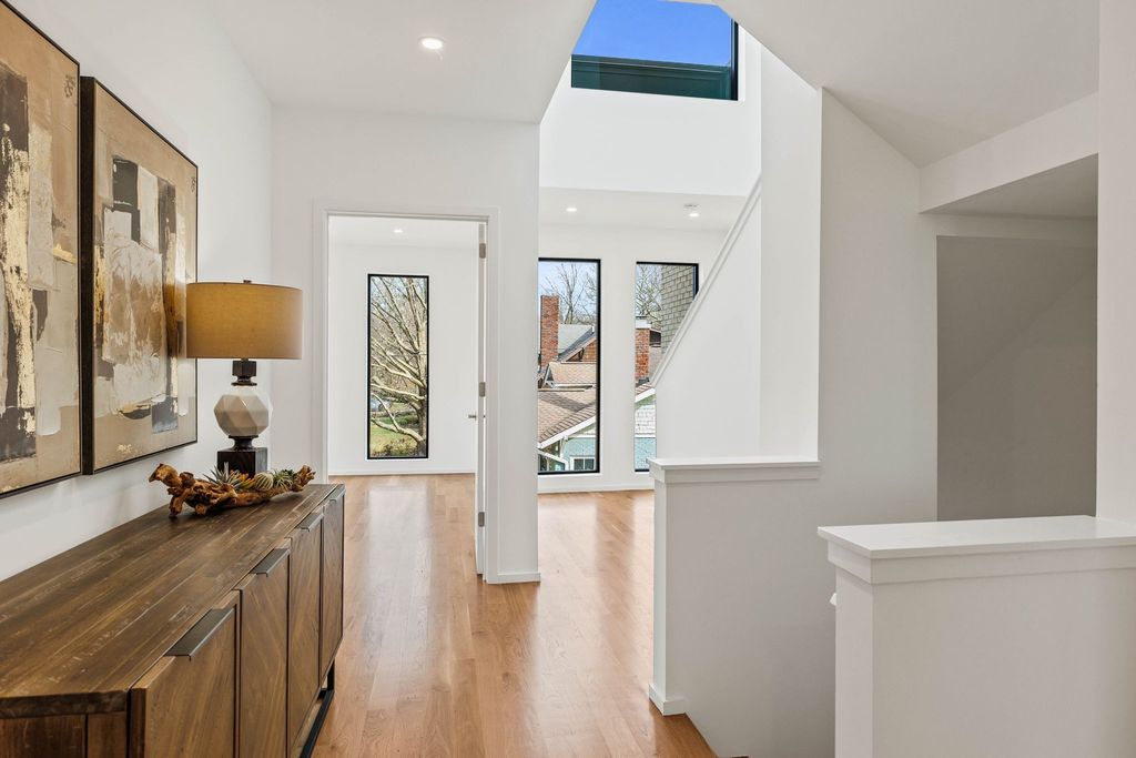 501 Little Channing Way, Nashville, TN 37212