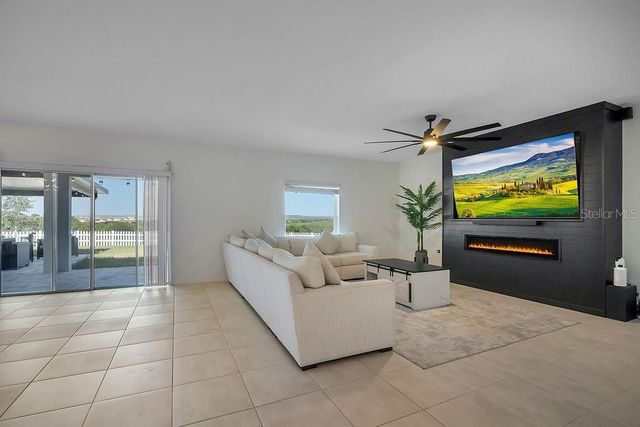 1033 CALICO POINTE CIRCLE, Groveland, FL 34736