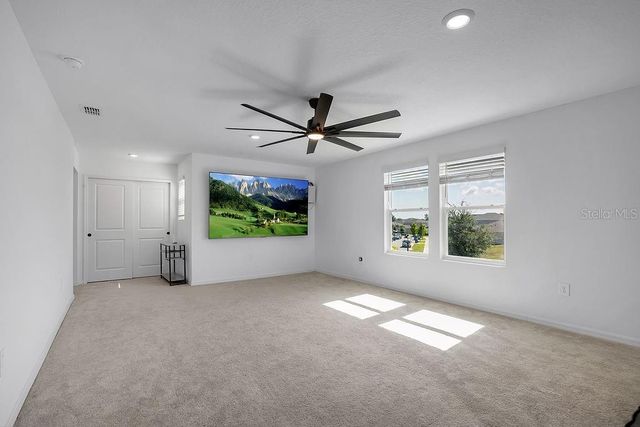 1033 CALICO POINTE CIRCLE, Groveland, FL 34736
