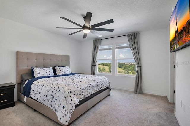 1033 CALICO POINTE CIRCLE, Groveland, FL 34736