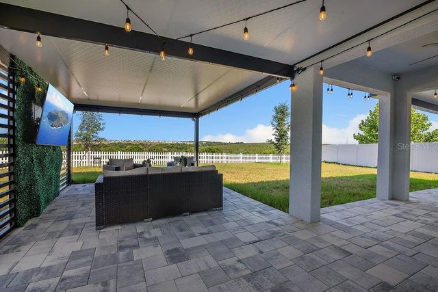 1033 CALICO POINTE CIRCLE, Groveland, FL 34736