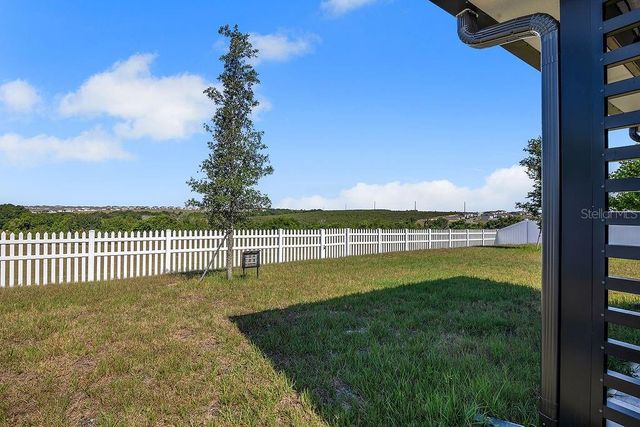 1033 CALICO POINTE CIRCLE, Groveland, FL 34736