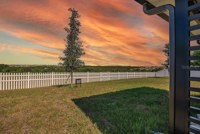 1033 CALICO POINTE CIRCLE, Groveland, FL 34736