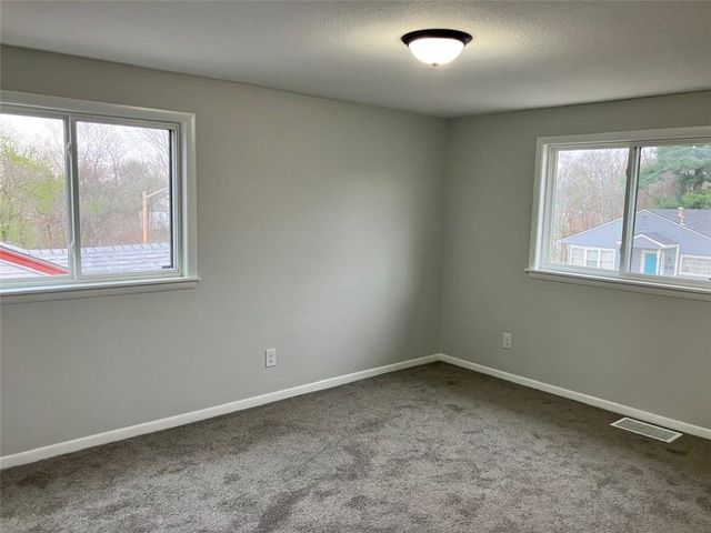 3160 Cleveland Avenue, Kansas City, KS 66104