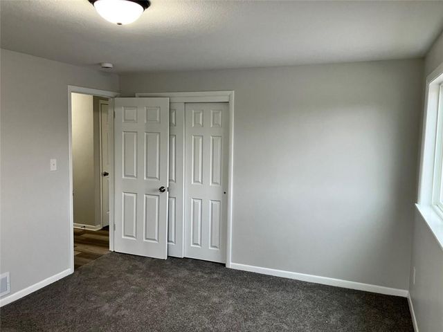 3160 Cleveland Avenue, Kansas City, KS 66104