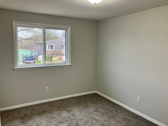 3160 Cleveland Avenue, Kansas City, KS 66104