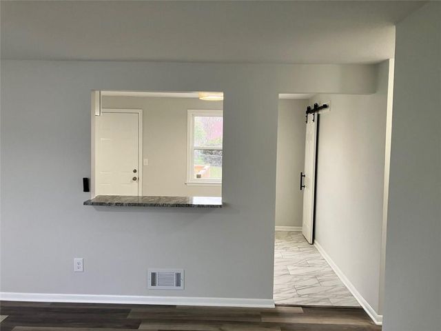 3160 Cleveland Avenue, Kansas City, KS 66104