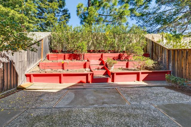 22821 Longdown Road, Cupertino, CA 95014