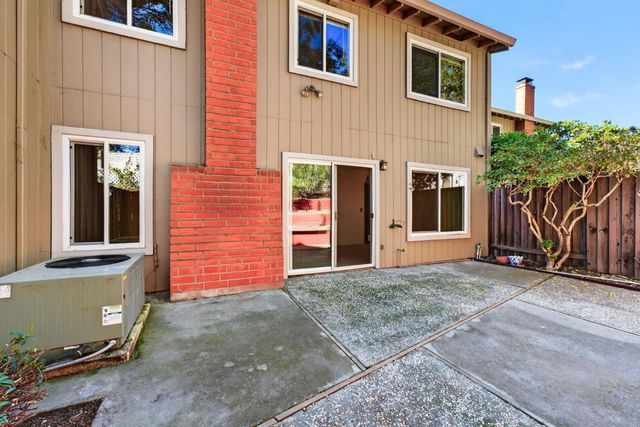 22821 Longdown Road, Cupertino, CA 95014