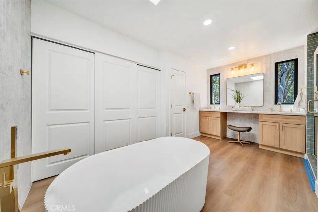 25031 Castlewood, Lake Forest, CA 92630