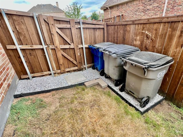 220 Evening Sun Drive, Prosper, TX 75078