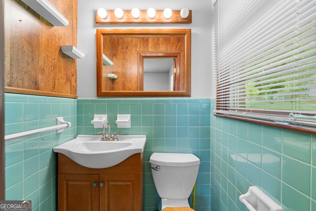 6073 Terry Lane, Austell, GA 30168