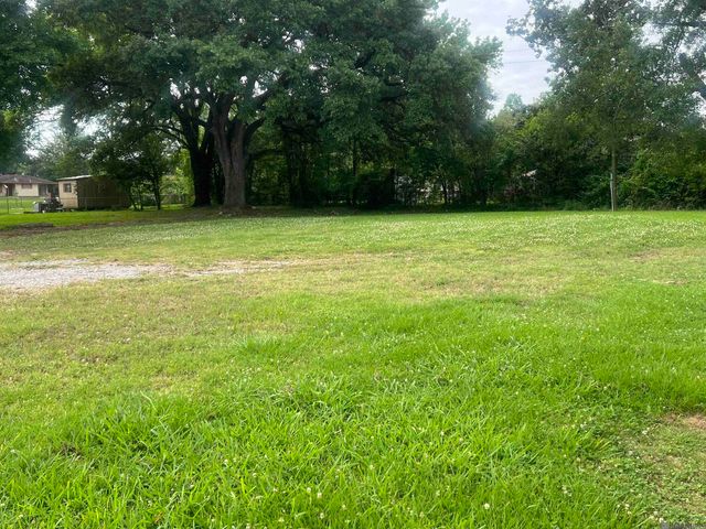 1348 Staring Ln, Baton Rouge, LA 70810