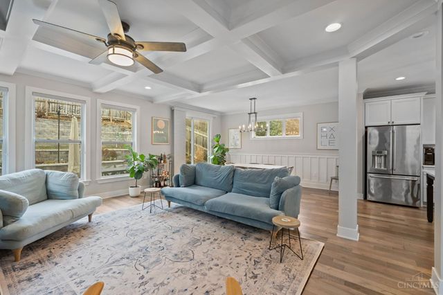 3443 Ault View Avenue, Cincinnati, OH 45208