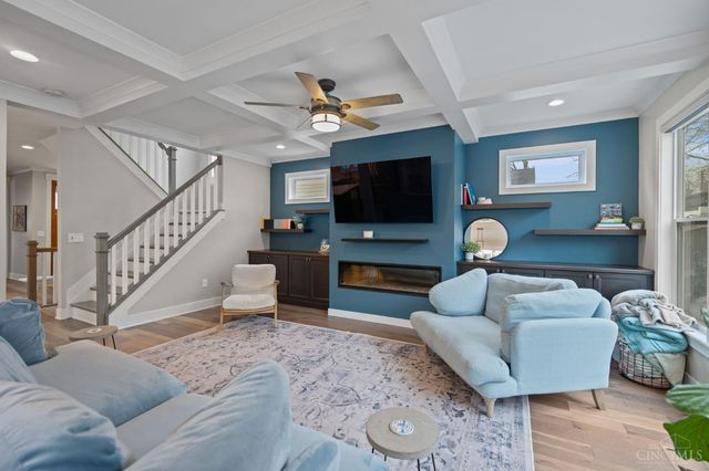 3443 Ault View Avenue, Cincinnati, OH 45208