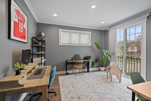 3443 Ault View Avenue, Cincinnati, OH 45208