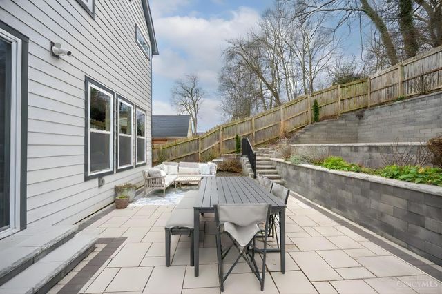 3443 Ault View Avenue, Cincinnati, OH 45208