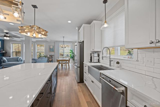 3443 Ault View Avenue, Cincinnati, OH 45208