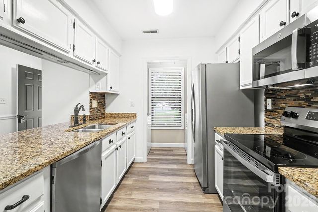 123 Cedar Hollow Street, Fort Mill, SC 29715