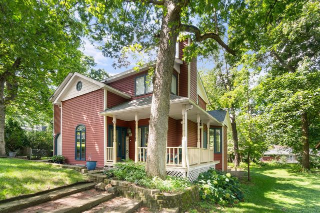 216 HICKORY Road, Oakwood Hills, IL 60013