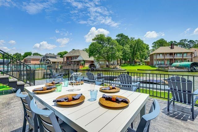 3362 Desert Inn Drive, Montgomery, TX 77356
