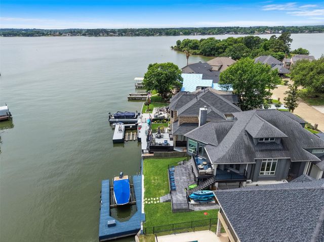 3362 Desert Inn Drive, Montgomery, TX 77356