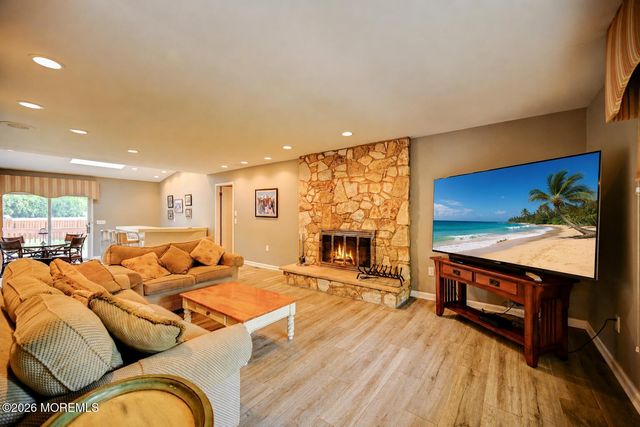 40 Woodstock Place, Freehold, NJ 07728