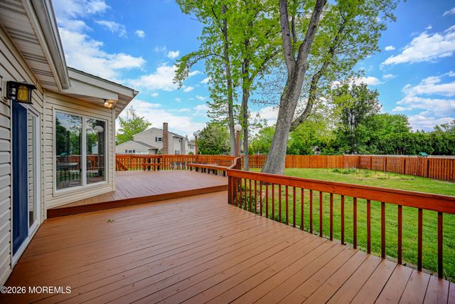 40 Woodstock Place, Freehold, NJ 07728