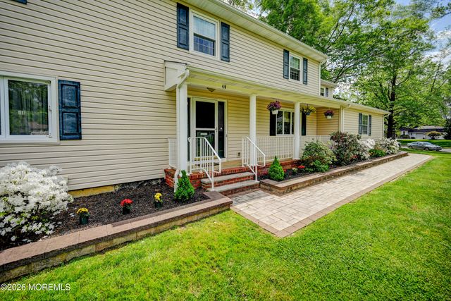 40 Woodstock Place, Freehold, NJ 07728