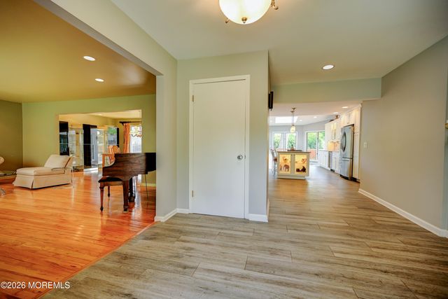 40 Woodstock Place, Freehold, NJ 07728