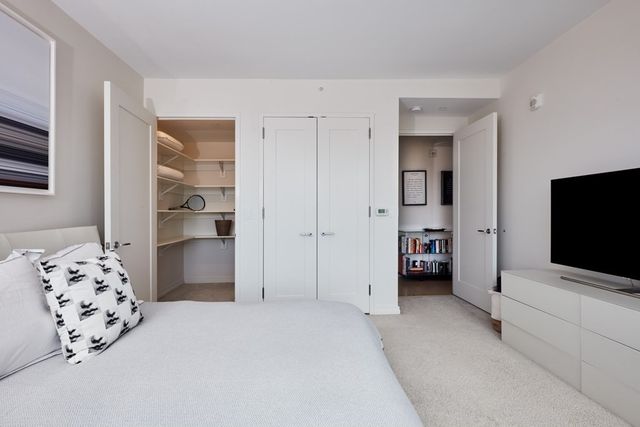 1 Franklin St 2011, Boston, MA 02110