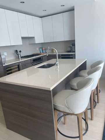 1 Franklin St 2011, Boston, MA 02110