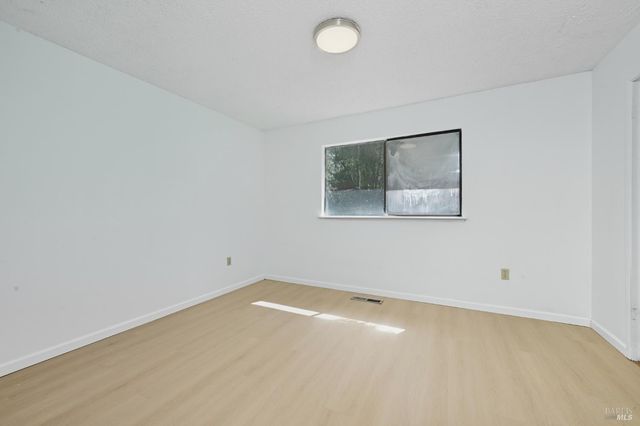 3480 Bergesen Ct, Kelseyville, CA 95451