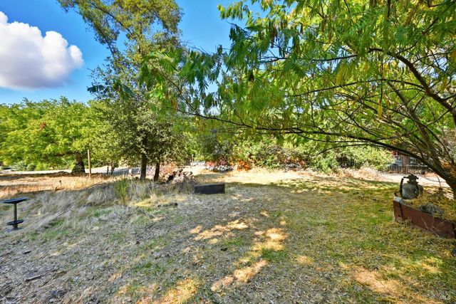 3480 Bergesen Ct, Kelseyville, CA 95451
