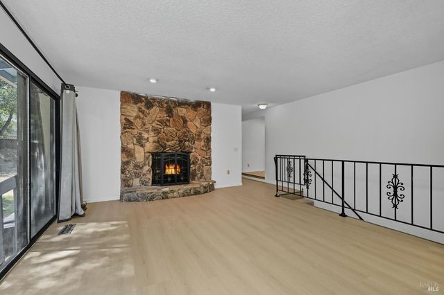 3480 Bergesen Ct, Kelseyville, CA 95451