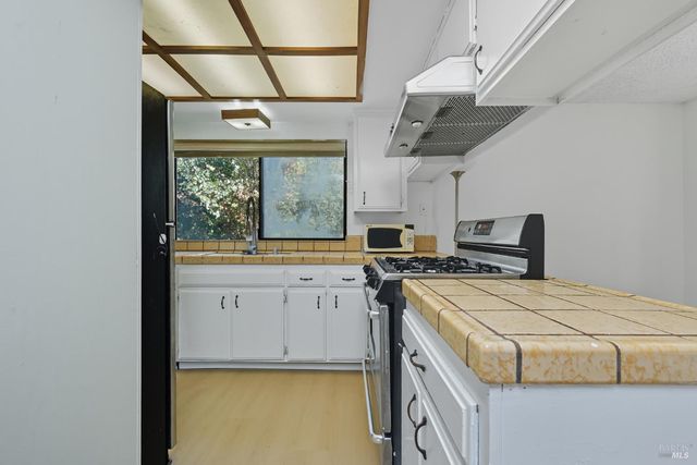 3480 Bergesen Ct, Kelseyville, CA 95451