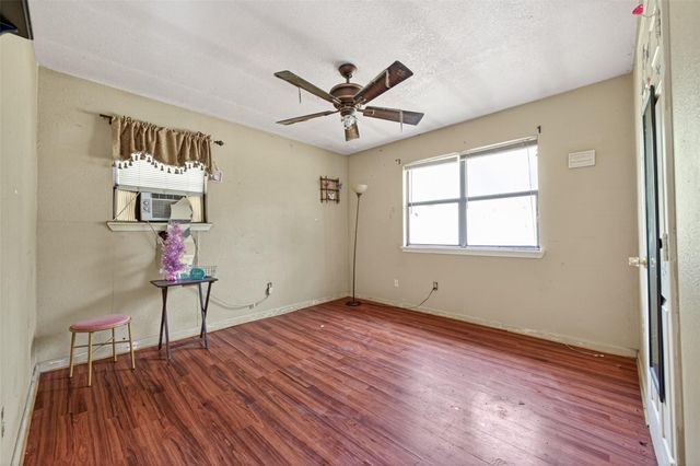 156 County Road 3709b, Splendora, TX 77372