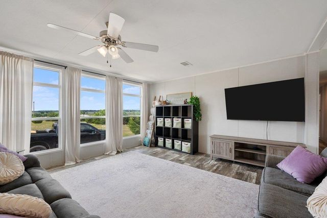 858 County Road 154, Georgetown, TX 78626