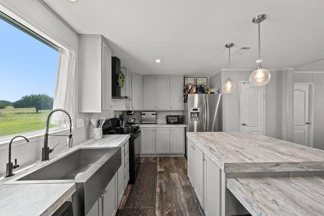 858 County Road 154, Georgetown, TX 78626