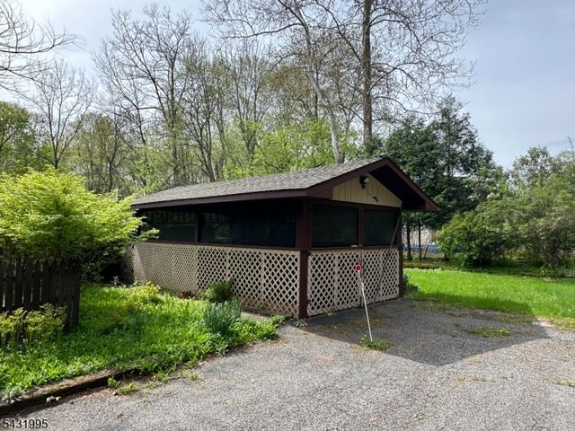 330 W Baldwin St, Hackettstown Town, NJ 07840