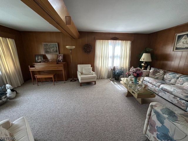 330 W Baldwin St, Hackettstown Town, NJ 07840
