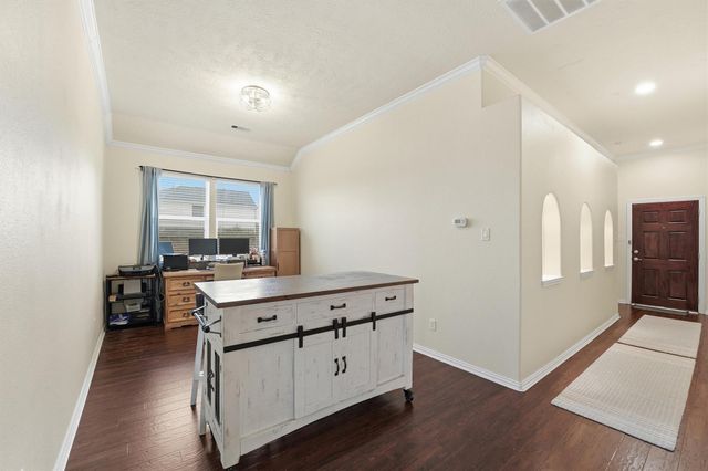 114 Avery Springs Lane, Dickinson, TX 77539