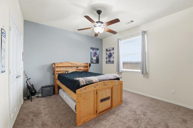 114 Avery Springs Lane, Dickinson, TX 77539