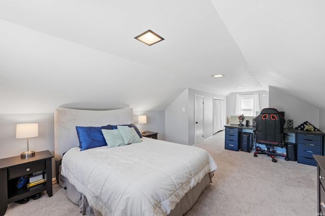 1815 Cherokee Road, Fort Wayne, IN 46808