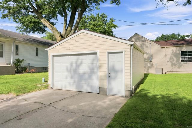 1815 Cherokee Road, Fort Wayne, IN 46808