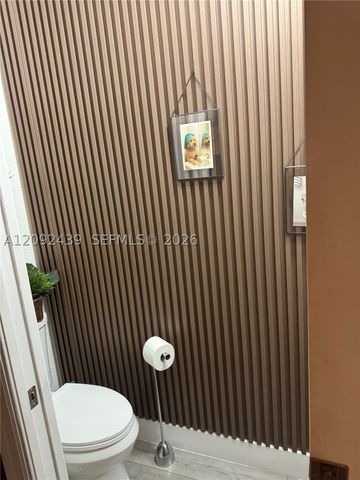 11117 NW 43rd Ln, Doral, FL 33178