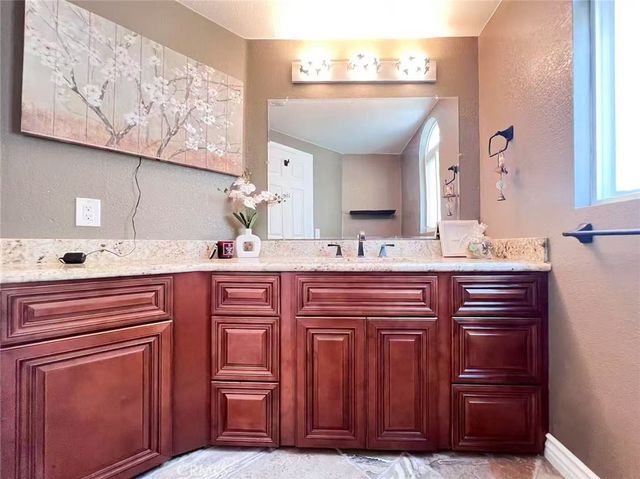 18583 Callens Cir, Fountain Valley, CA 92708