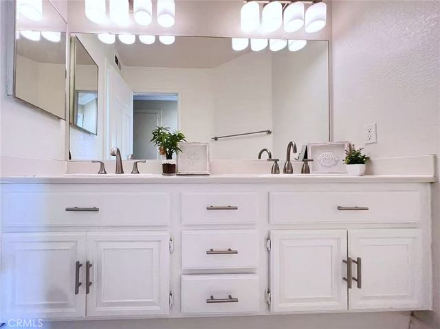 18583 Callens Cir, Fountain Valley, CA 92708