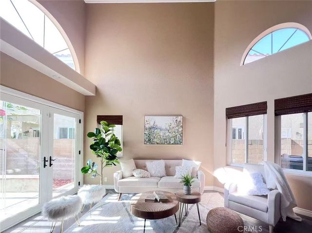 18583 Callens Cir, Fountain Valley, CA 92708